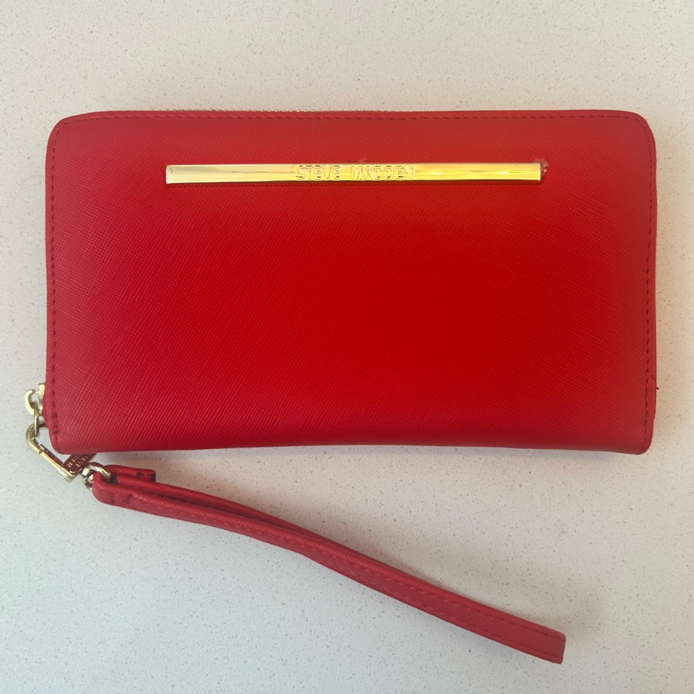 Red Steve Madden wallet